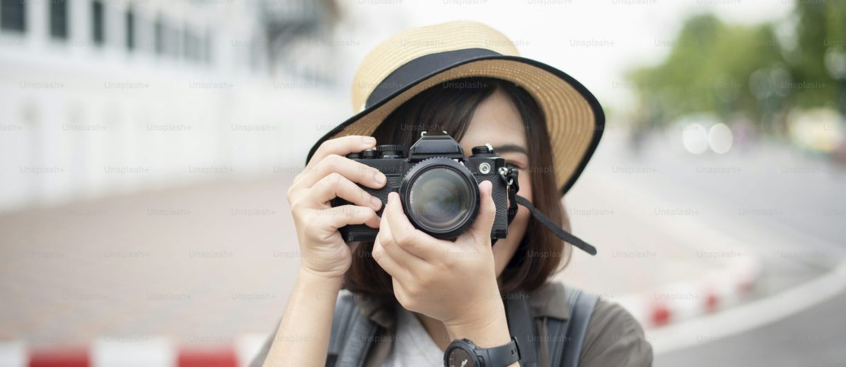 premium_photo-1664474619075-644dd191935f
